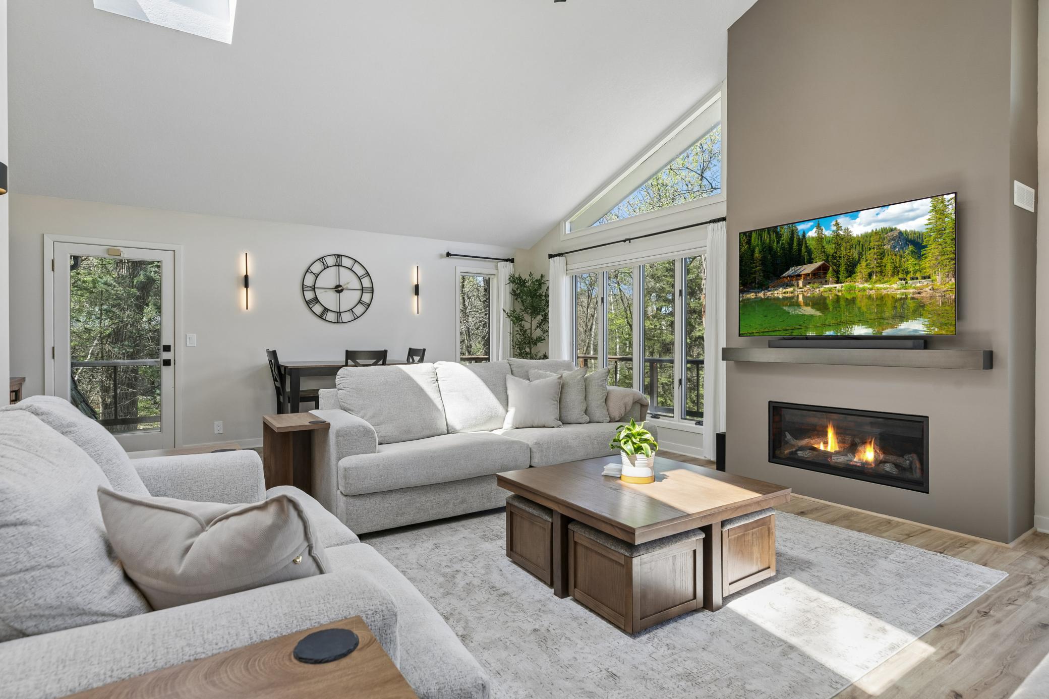 707 Hall Avenue - Spacecrafting - 0019.jpg