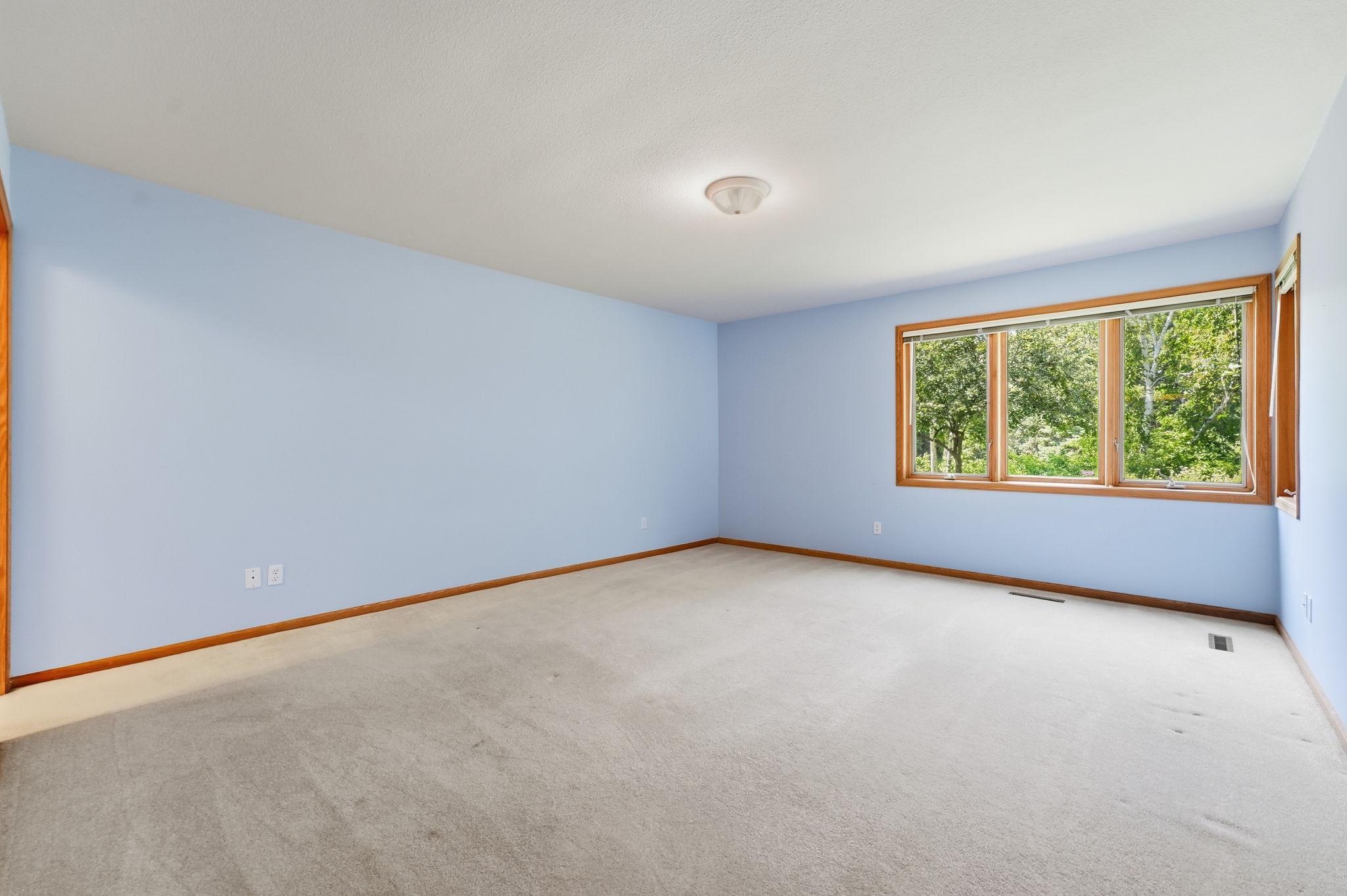 Lower Level- 3rd Bedroom