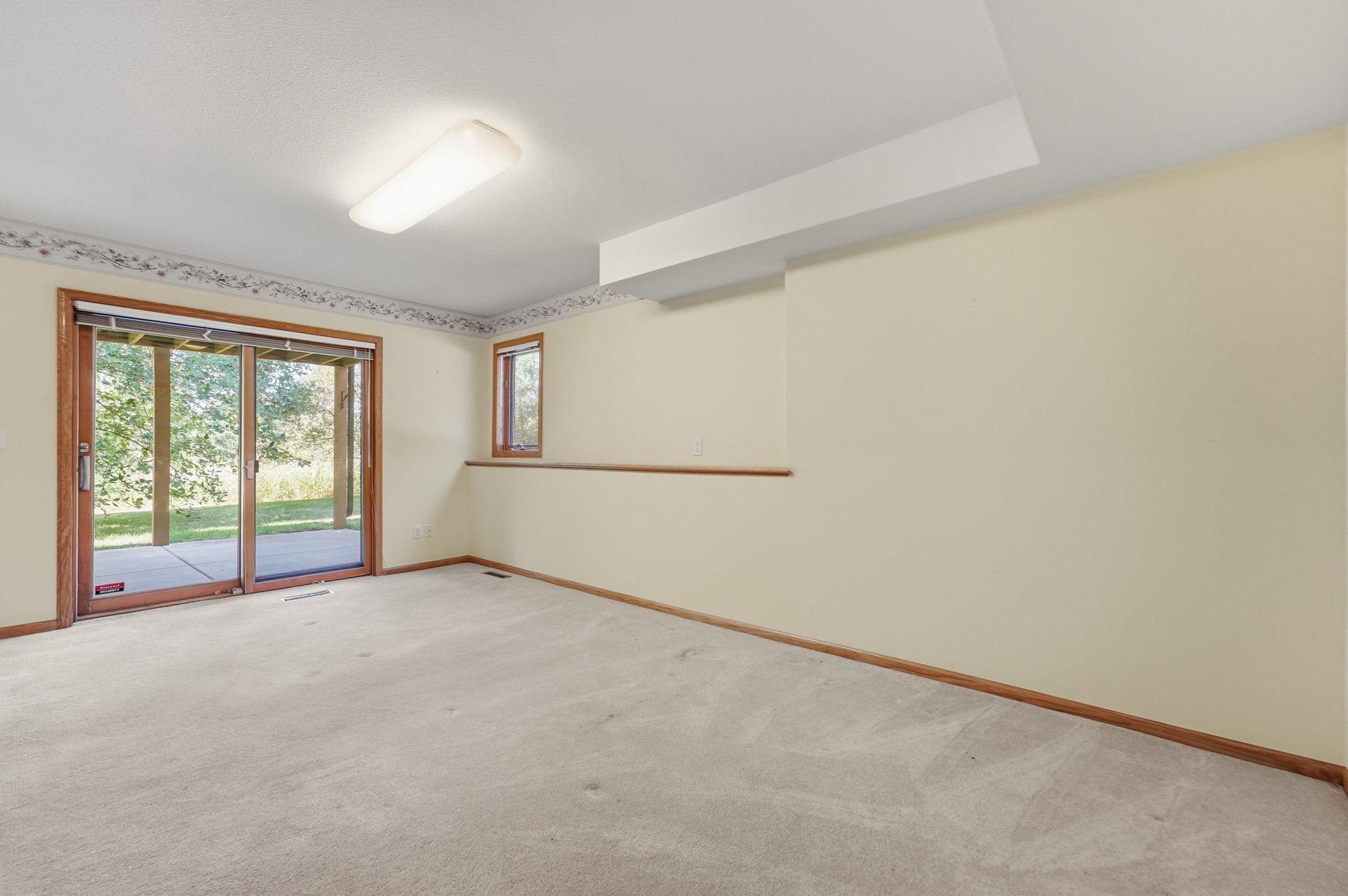 Lower Level- 4th Bedroom