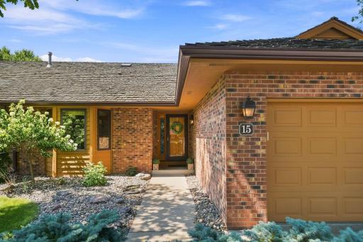 15 Anemone Circle, North Oaks, MN 55127