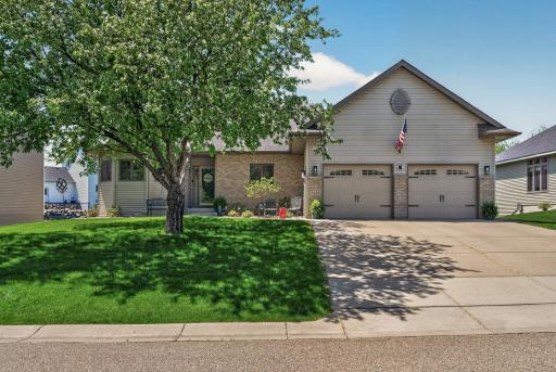 9459 Kirkwood Way N, Maple Grove, MN 55369