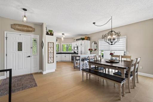 9459 Kirkwood Way N, Maple Grove, MN 55369