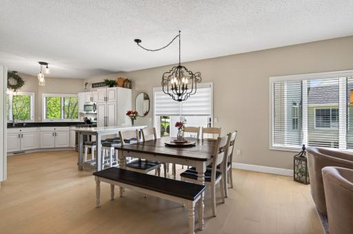 9459 Kirkwood Way N, Maple Grove, MN 55369