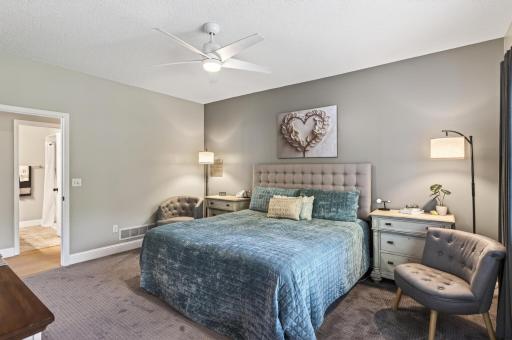 9459 Kirkwood Way N, Maple Grove, MN 55369