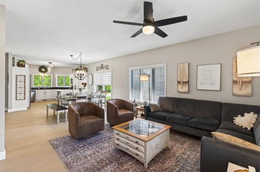 9459 Kirkwood Way N, Maple Grove, MN 55369