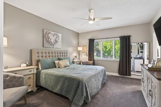 9459 Kirkwood Way N, Maple Grove, MN 55369