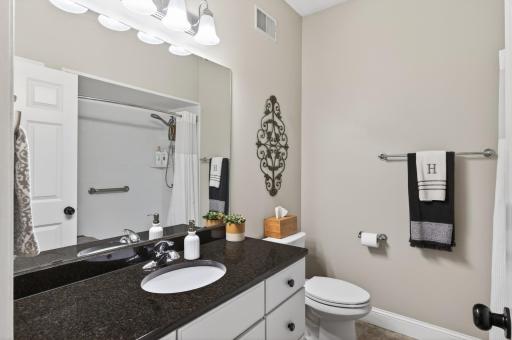 9459 Kirkwood Way N, Maple Grove, MN 55369