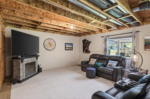 9459 Kirkwood Way N, Maple Grove, MN 55369