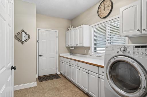 9459 Kirkwood Way N, Maple Grove, MN 55369