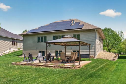 9459 Kirkwood Way N, Maple Grove, MN 55369