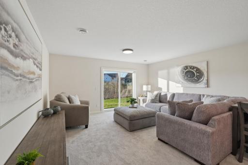 1727 Spruce Street, Farmington, MN 55024