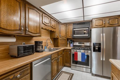 2380 103rd Lane NW, Coon Rapids, MN 55433