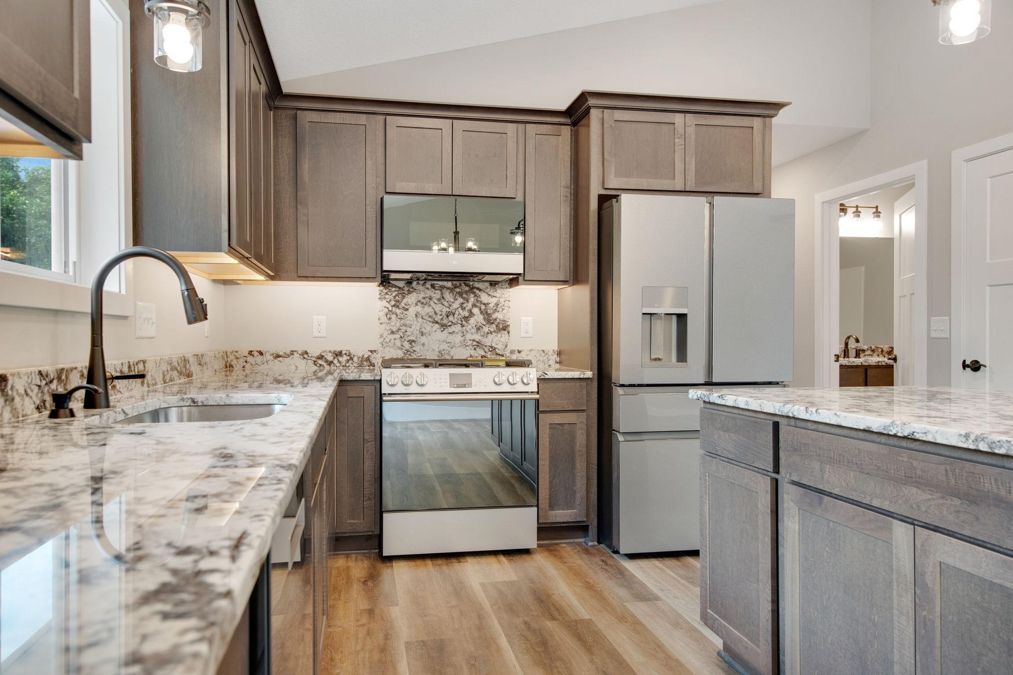 Wonderful Kitchen With Granite Counter Tops