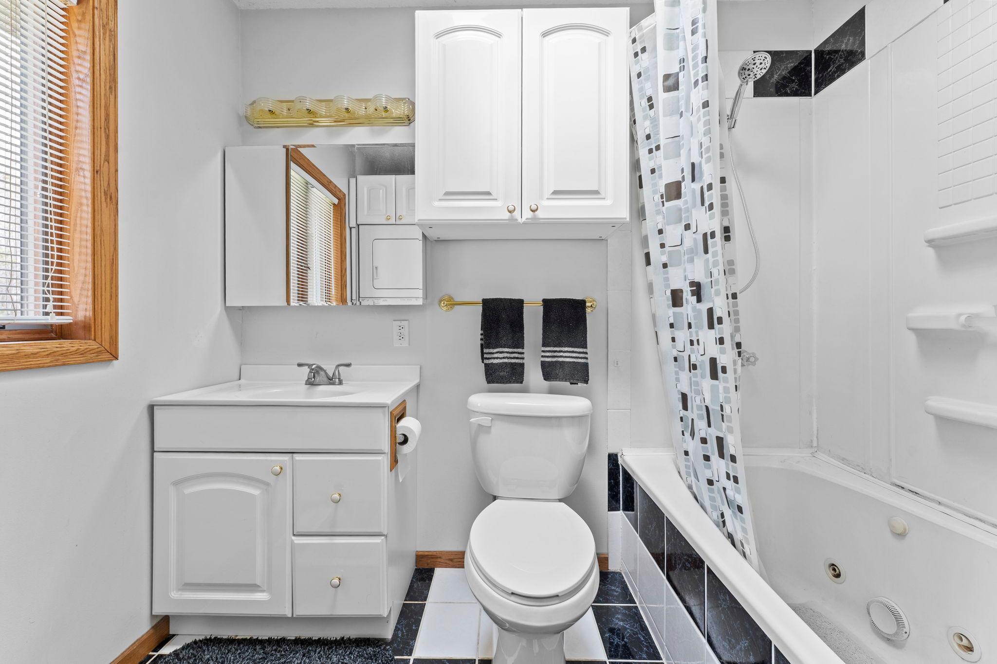 Main level full bath.