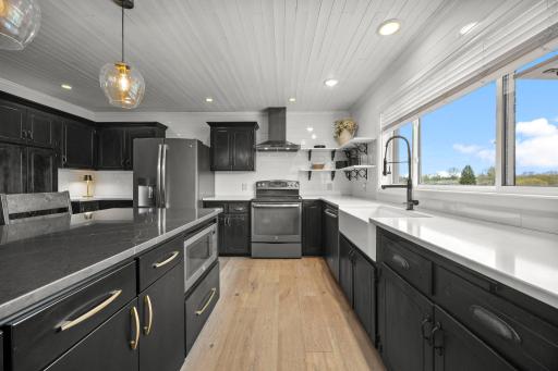 970 Rolling Greens Lane NW, Hutchinson, MN 55350