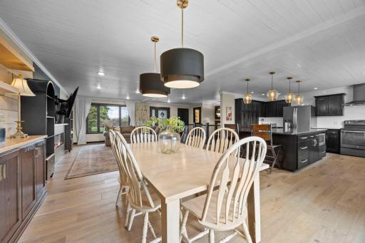 970 Rolling Greens Lane NW, Hutchinson, MN 55350