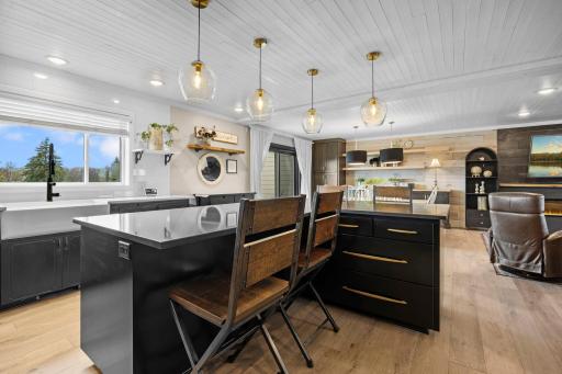 970 Rolling Greens Lane NW, Hutchinson, MN 55350
