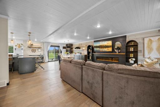 970 Rolling Greens Lane NW, Hutchinson, MN 55350