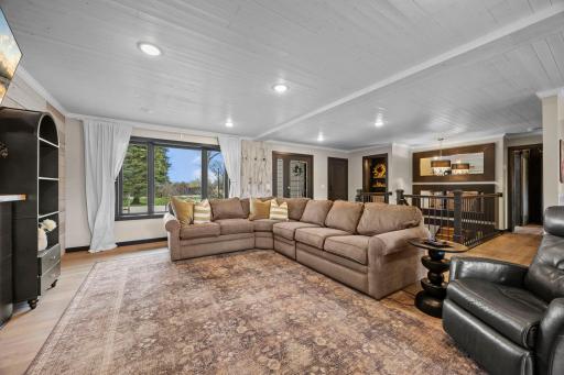 970 Rolling Greens Lane NW, Hutchinson, MN 55350