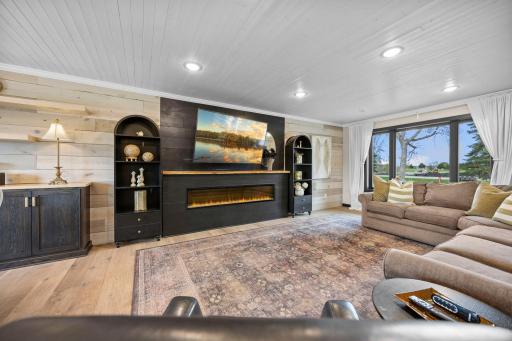 970 Rolling Greens Lane NW, Hutchinson, MN 55350