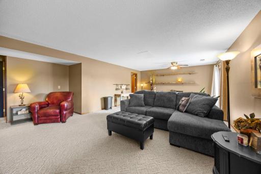 970 Rolling Greens Lane NW, Hutchinson, MN 55350