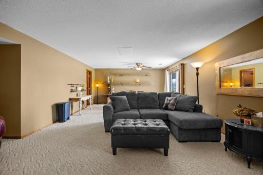 970 Rolling Greens Lane NW, Hutchinson, MN 55350
