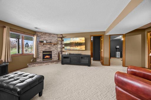 970 Rolling Greens Lane NW, Hutchinson, MN 55350