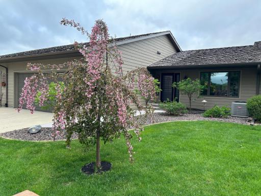 970 Rolling Greens Lane NW, Hutchinson, MN 55350