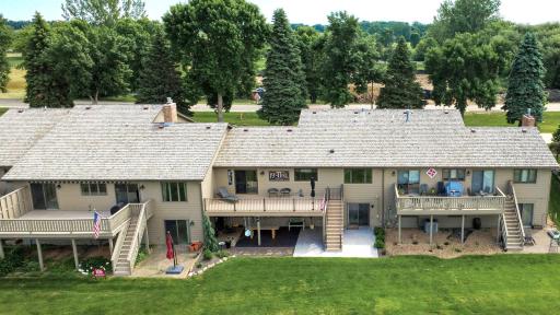 970 Rolling Greens Lane NW, Hutchinson, MN 55350