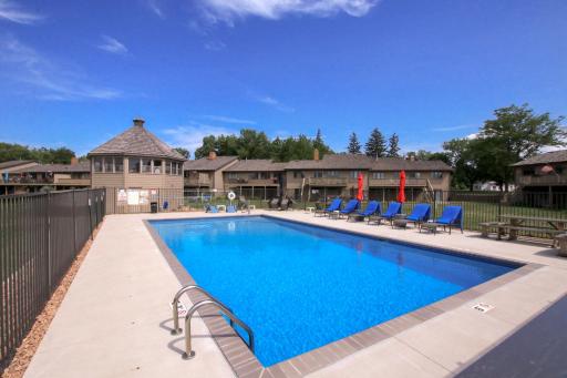 970 Rolling Greens Lane NW, Hutchinson, MN 55350