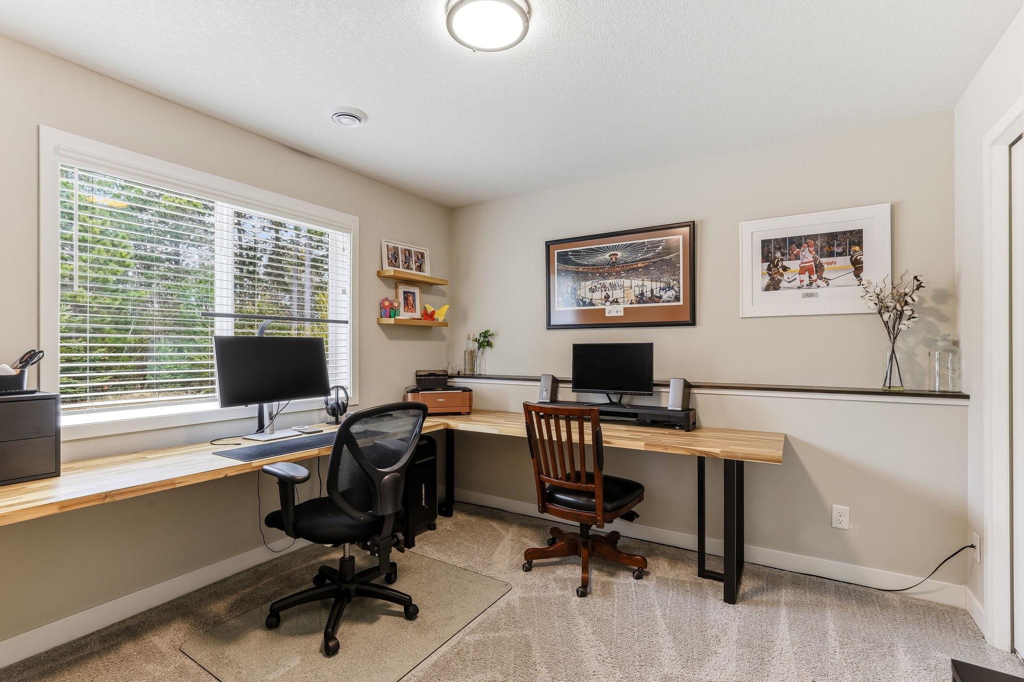 31-web-or-mls-8198-384th-Trail-31.jpg