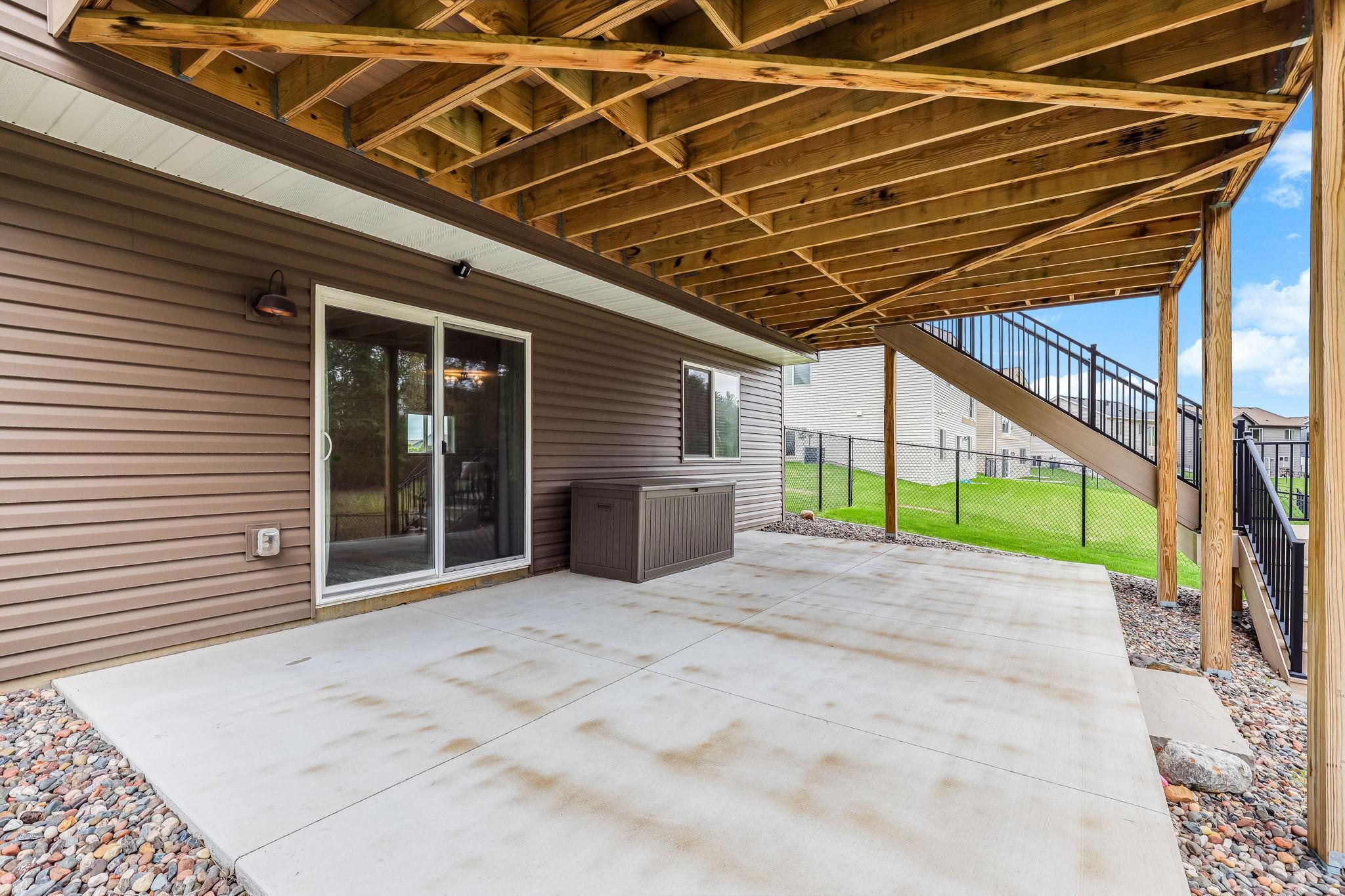 38-web-or-mls-8198-384th-Trail-38.jpg