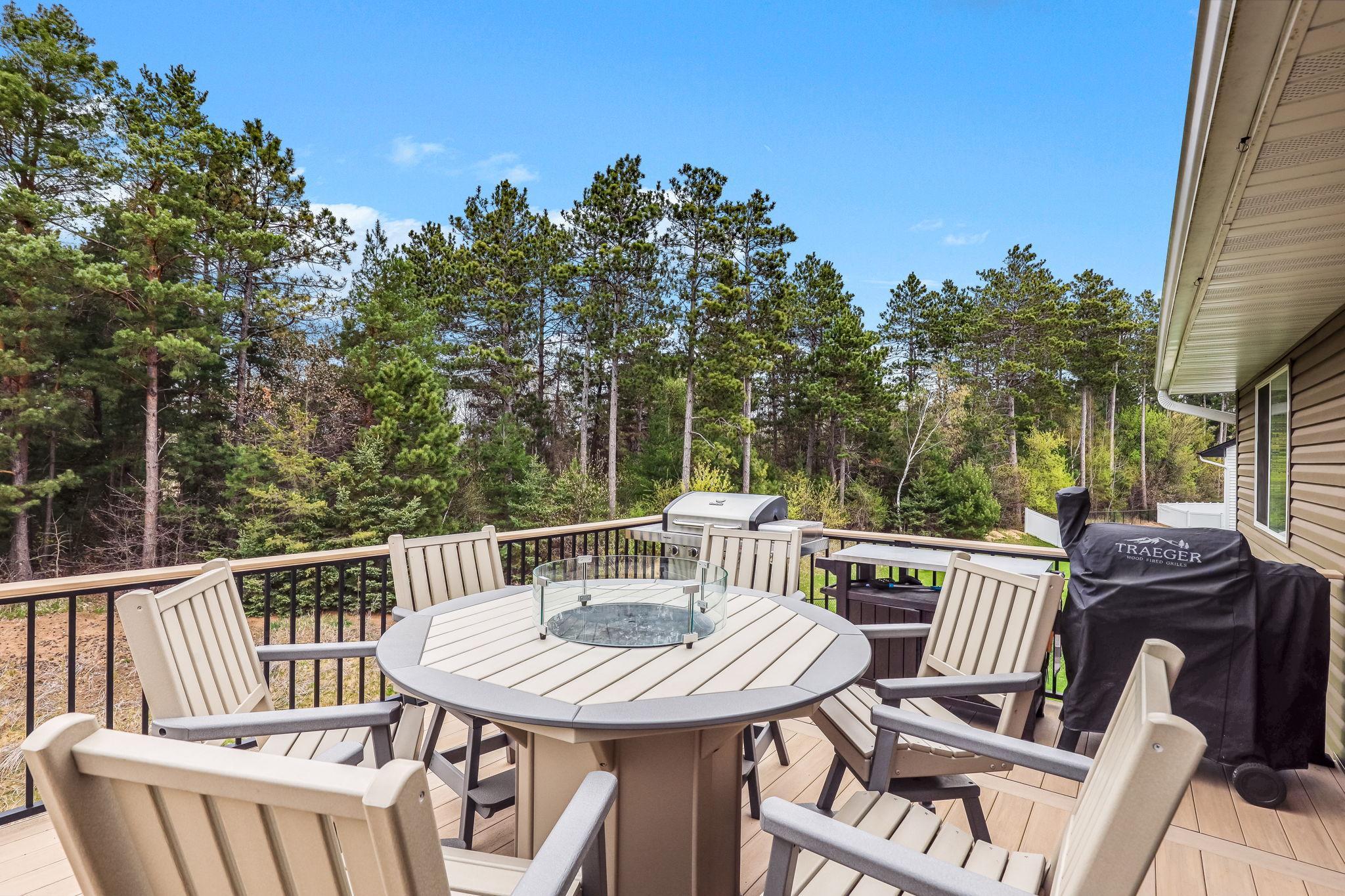 15-web-or-mls-8198-384th-Trail-15.jpg
