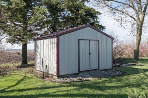 301 South Street W, Amboy, MN 56010