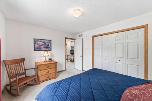 6597 Linwood Drive NE, Albertville, MN 55301