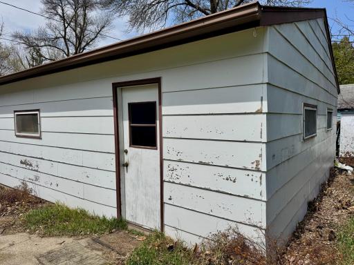 915 6th Avenue E, Alexandria, MN 56308