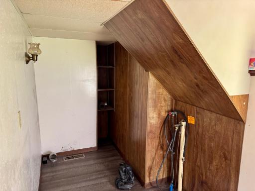 915 6th Avenue E, Alexandria, MN 56308