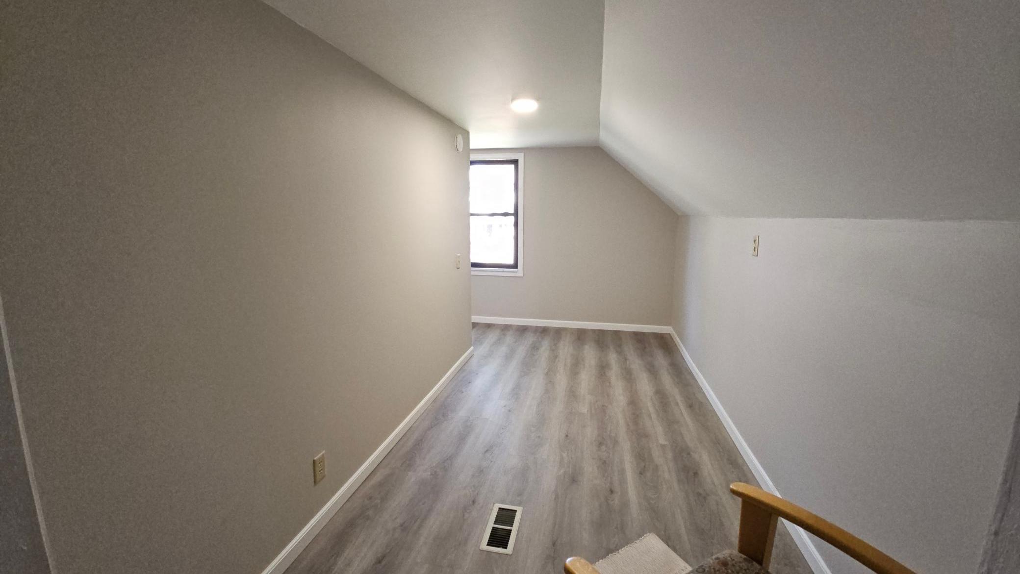 Upstairs bonus room