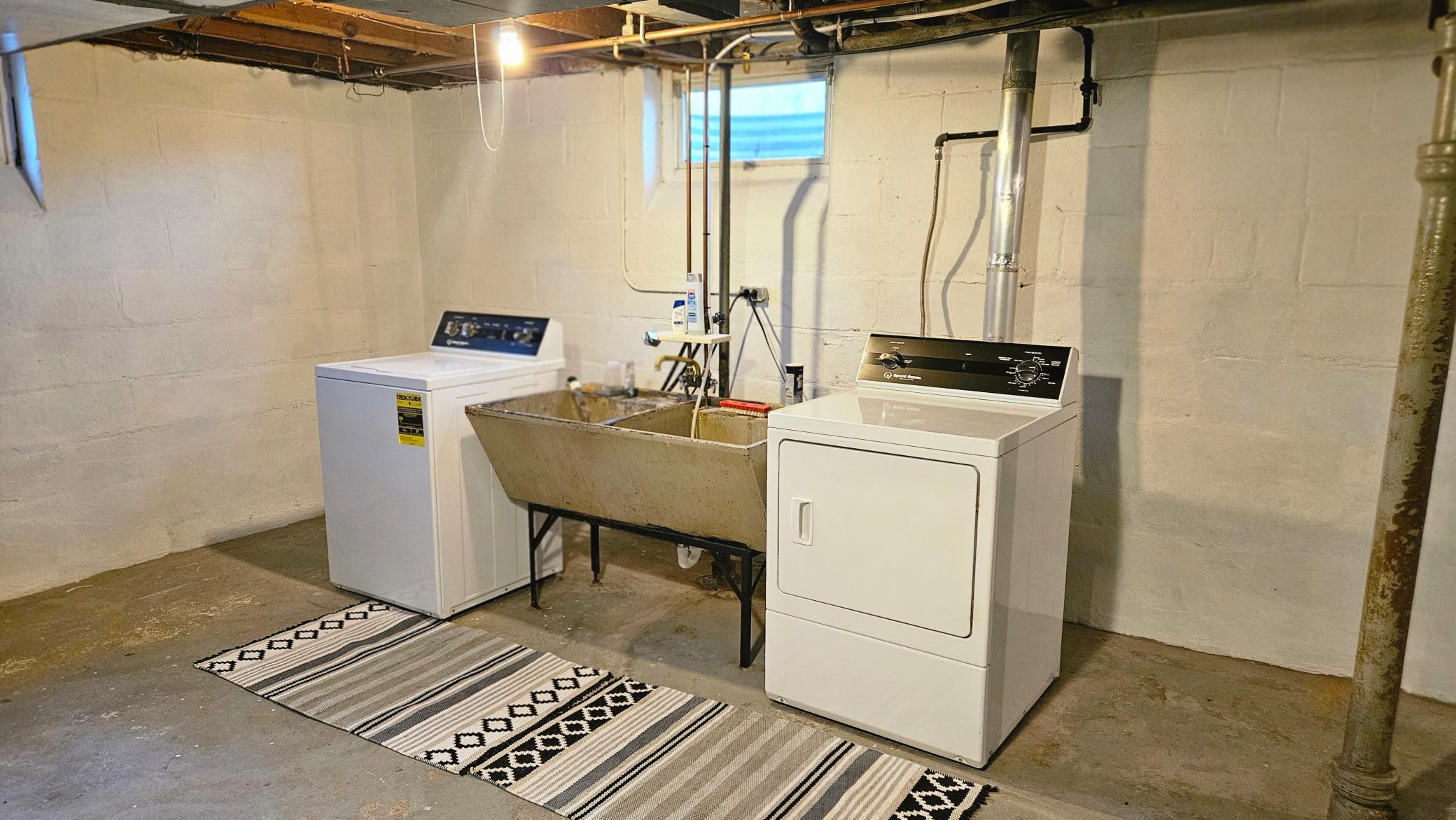 Washer and Gas Dryer