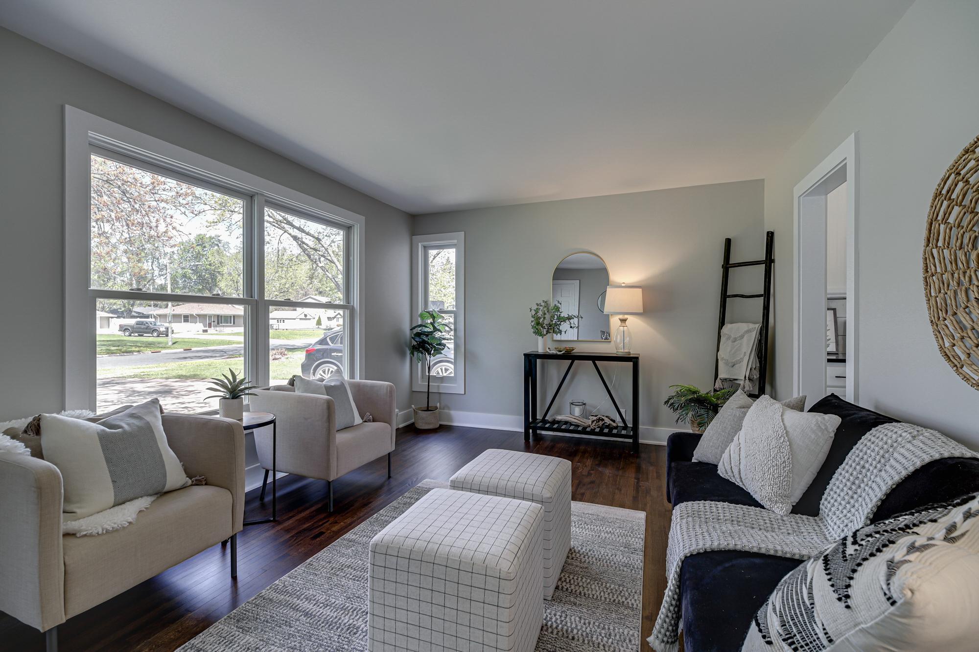 Living-Room-3.jpg
