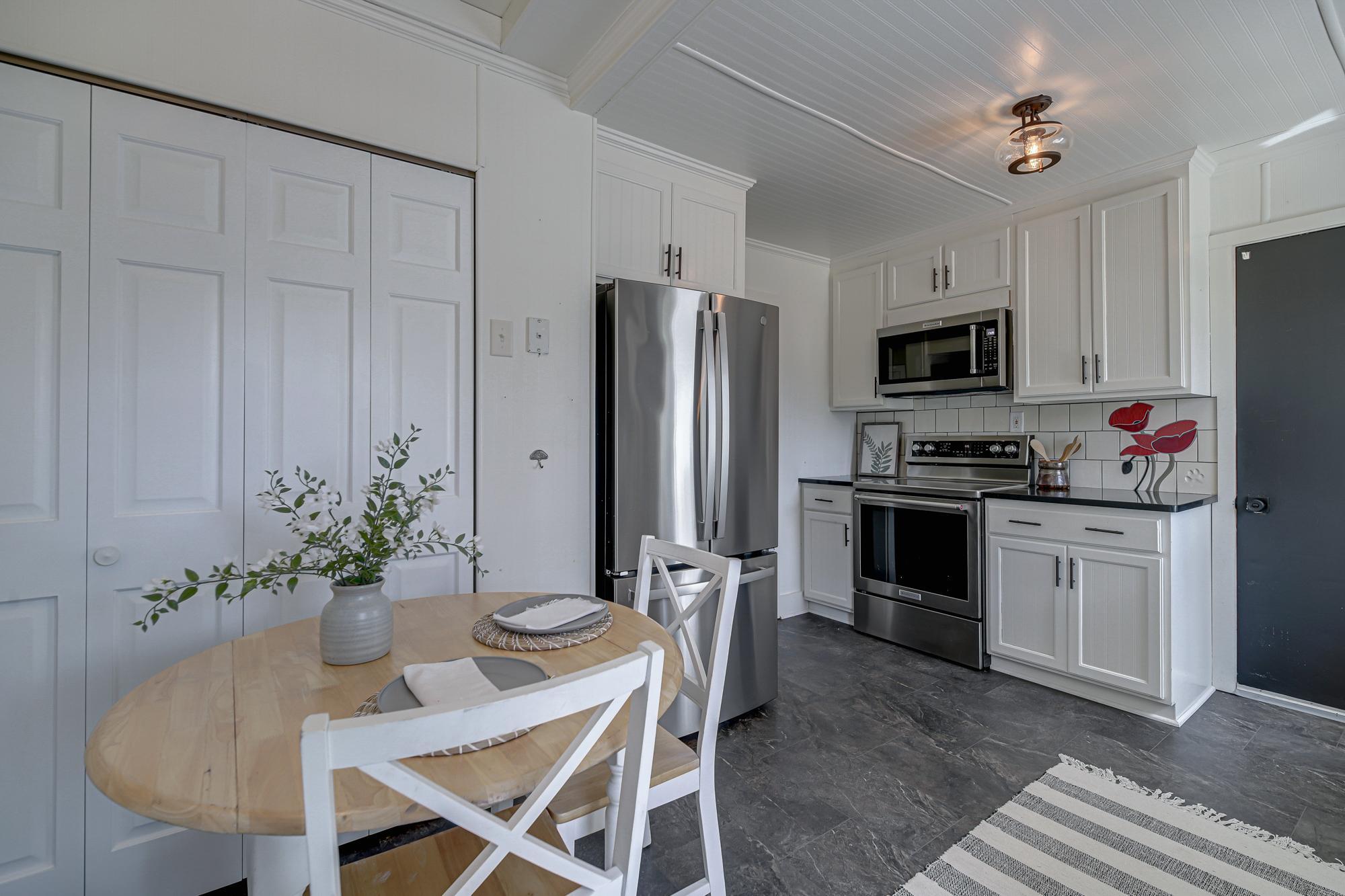 Kitchen-Dining-5.jpg