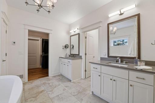 155 Wooddale Avenue, Wayzata, MN 55391