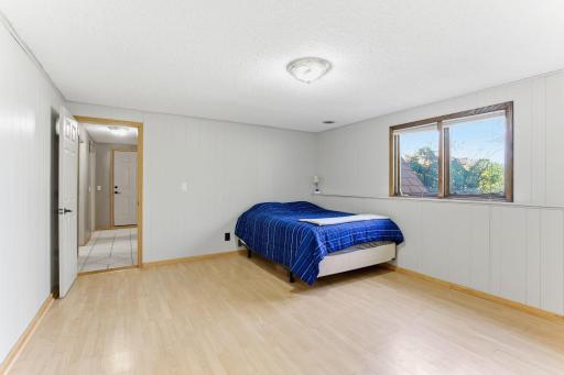 42-web-or-mls-1108-Lacota-Cir-42.jpg
