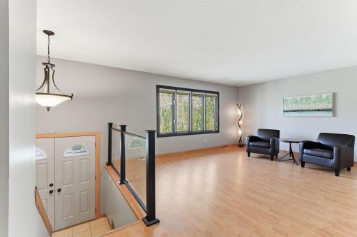 7-web-or-mls-1108-Lacota-Cir-07.jpg