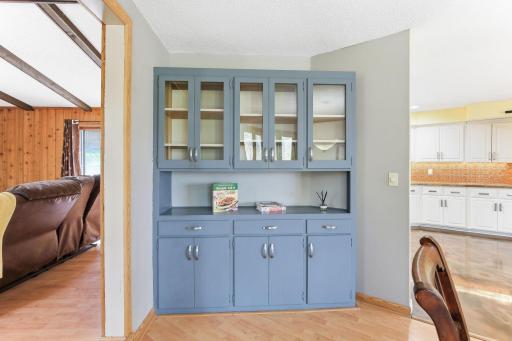 14-web-or-mls-1108-Lacota-Cir-14.jpg
