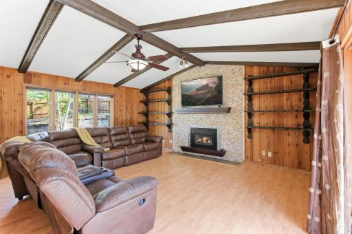 21-web-or-mls-1108-Lacota-Cir-21.jpg