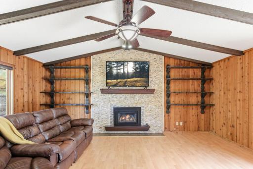 22-web-or-mls-1108-Lacota-Cir-22.jpg