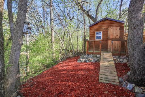 49-web-or-mls-1108-Lacota-Cir-49.jpg
