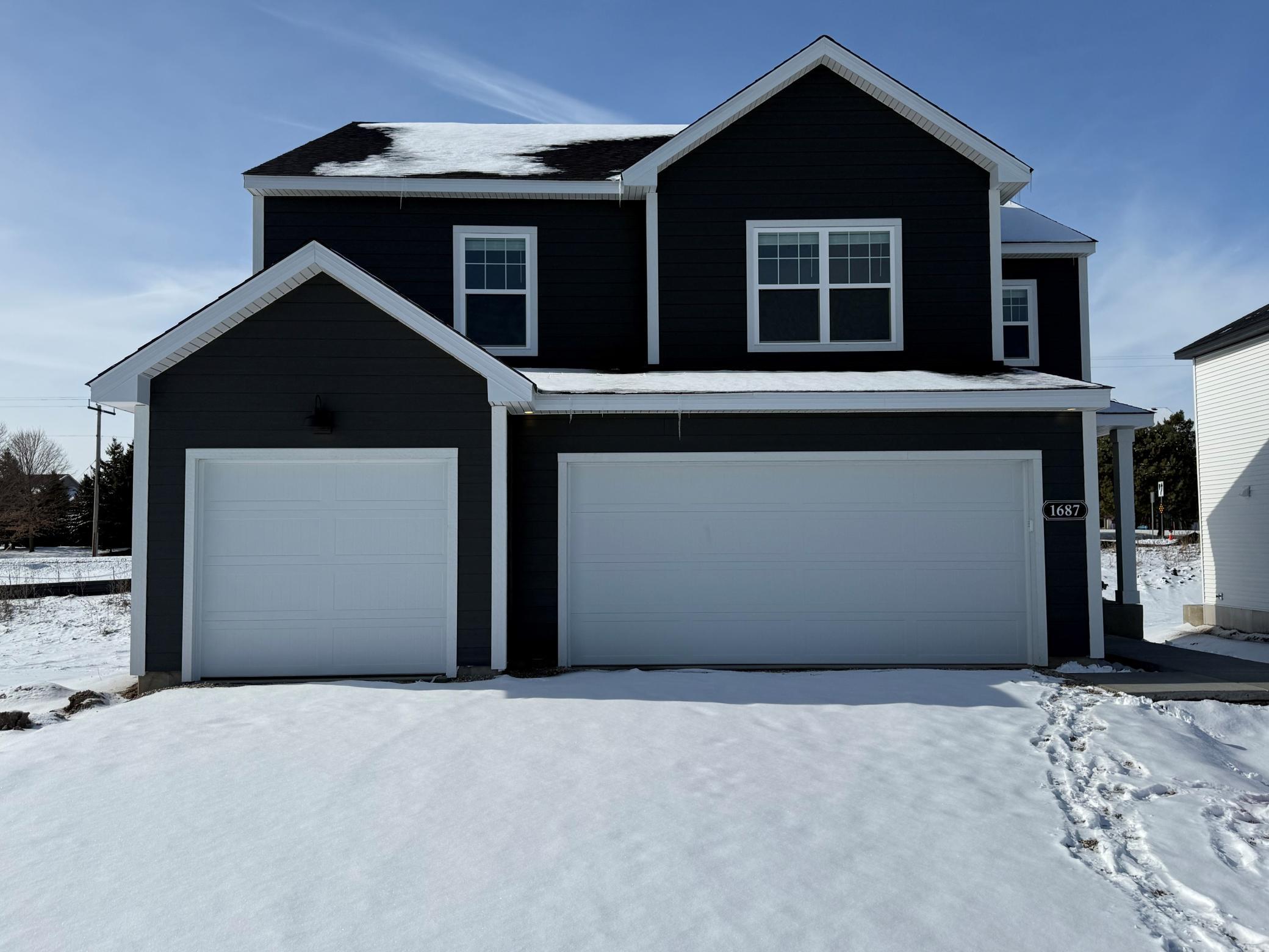 3-Car Garage w/ 4 Bedrooms and a Loft - Ready Now!