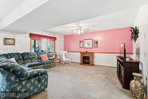 28-web-or-mls-18663-Jasmine-Way-28.jpg